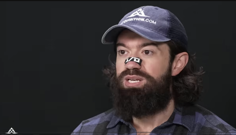 Giới thiệu 4 chiến lược Marketing thực chiến của Alex Hormozi